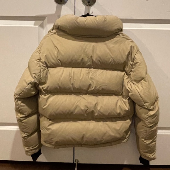 Aritzia The Super Puff Shorty Oxford Tan Sz XS NWOT - Picture 3 of 16